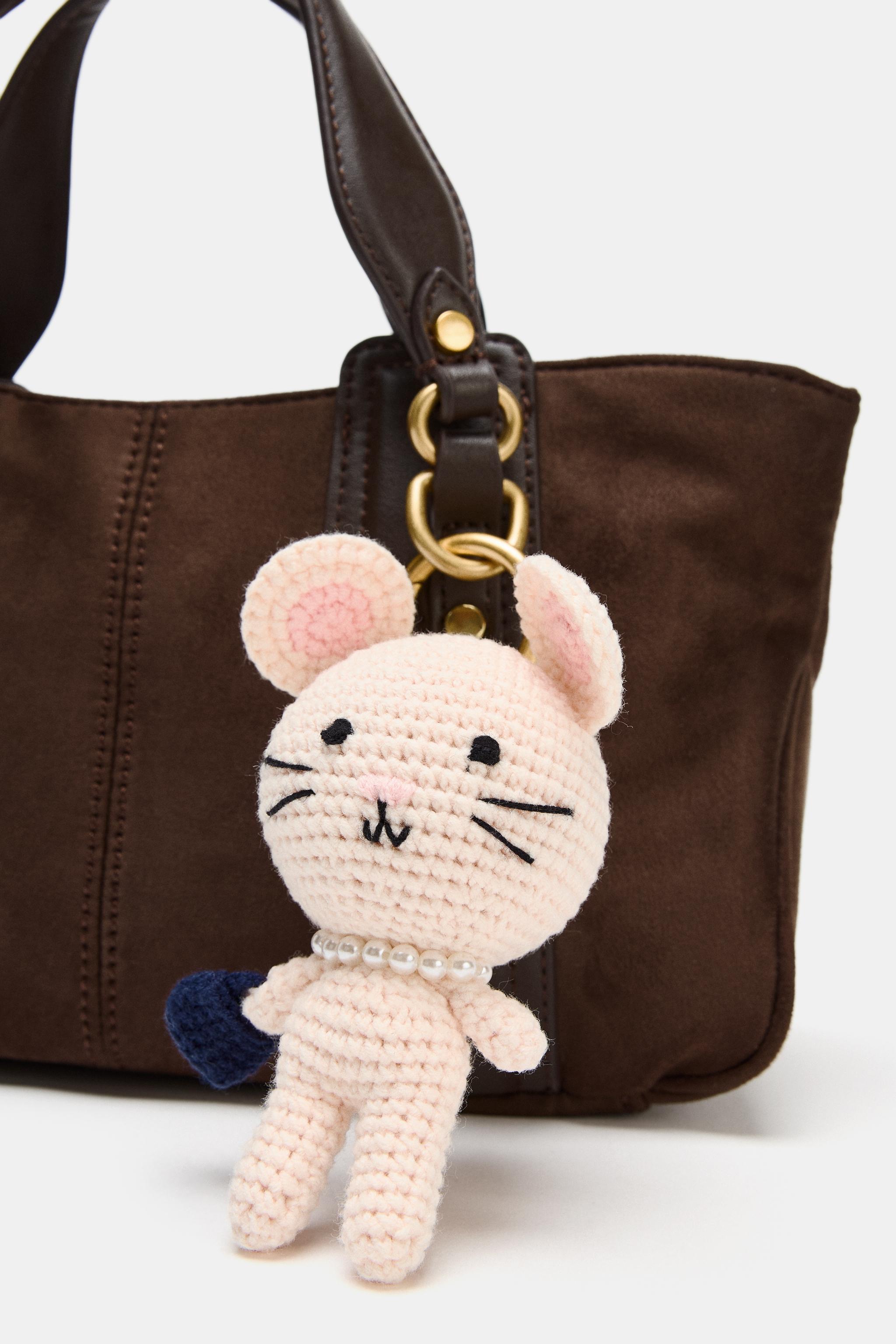 MOUSE CHARM KEYCHAIN